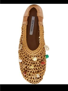 Steve Madden Tan Crochet Slip-On Flat with Shell & Bead Accents 8.5 new in box